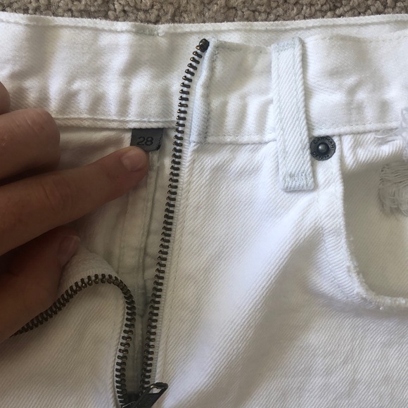 Carmar Denim
WHITE BEATRICE ZIP FRONT SKIRT - Picture 5 of 8